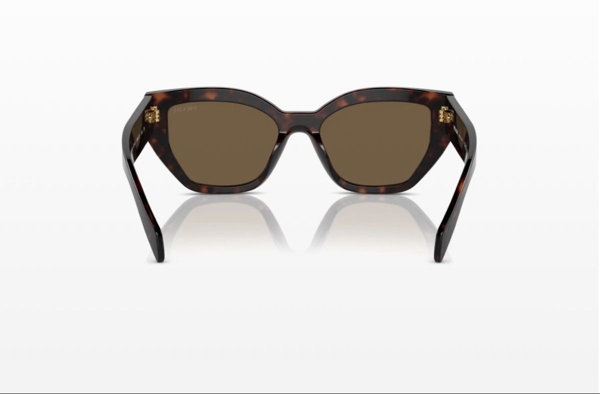 Prada Occhiali & Lenti: Lunettes de soleil Prada – Nuovo e nell'imballaggio originale da Sion venduto da bij_ghy2 2
