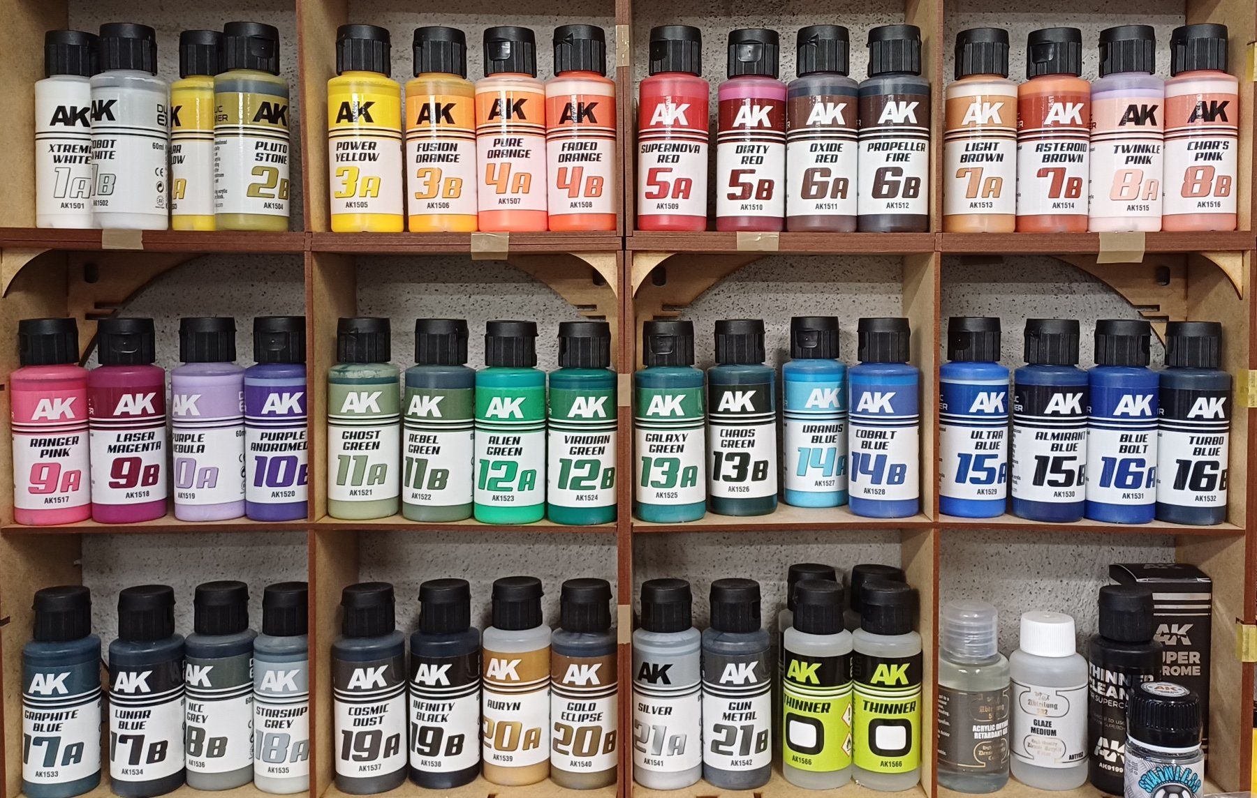 Colori: FULL RANGE DUAL EXO – 42 references + 4 Thinner – Nuovo e nell'imballaggio originale da Châtel-St-Denis venduto da GaumeCH 1