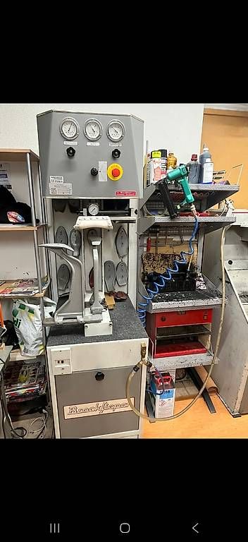 Tutte le macchine: Machines de cordonnerie  – Usato da Monthey venduto da ste_vh6z 1