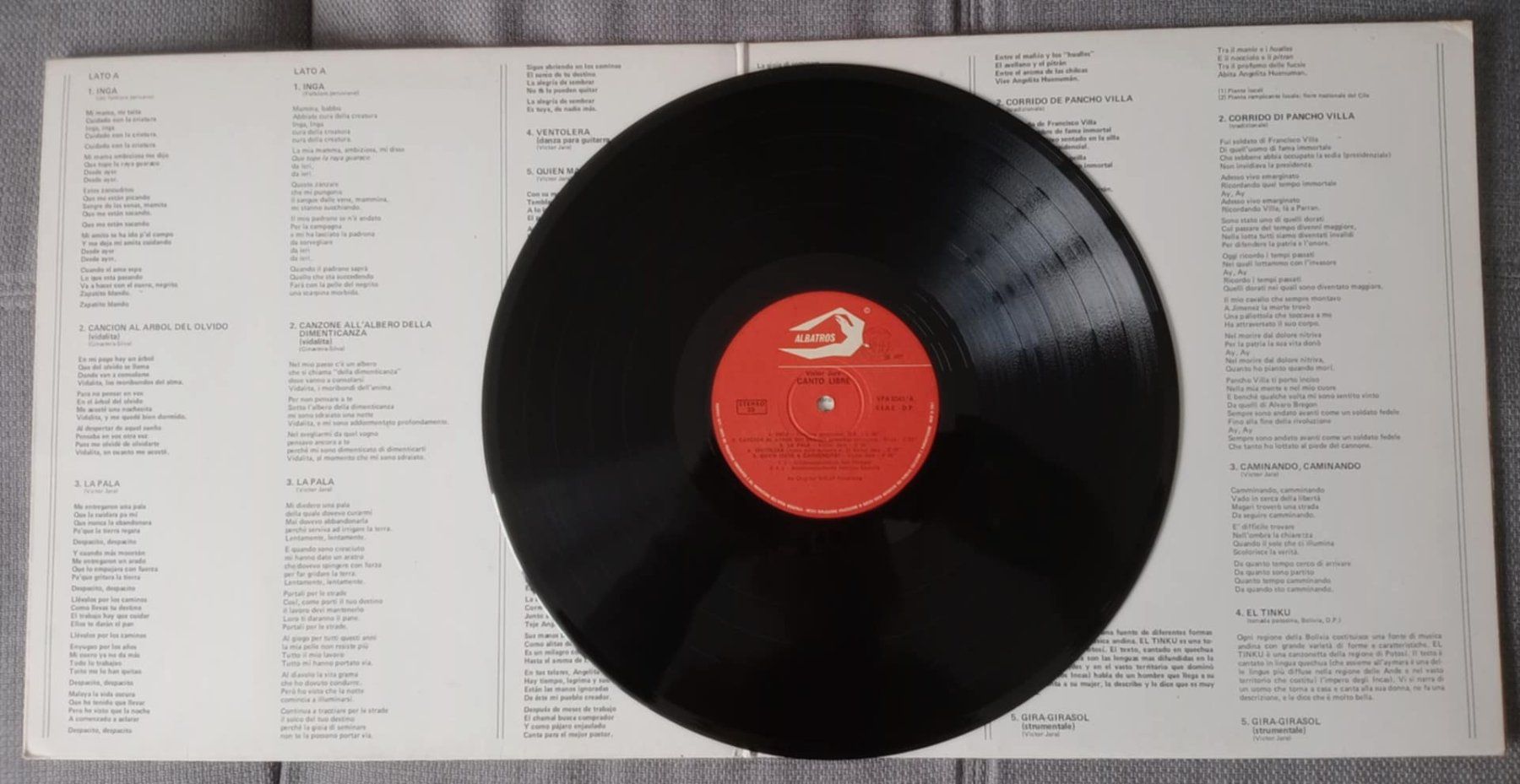 Dischi in vinile: Victor Jara 6 - Canto Libre / Disque vinyl – Usato da Le Locle venduto da PereiraHugo 2