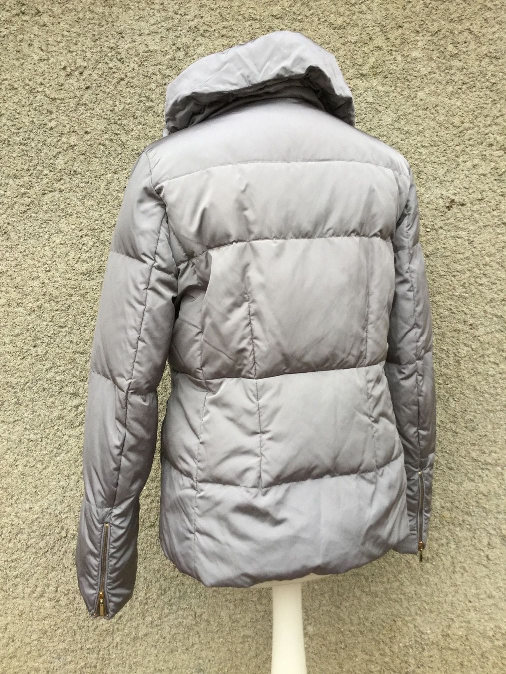 Maddison Giacche: Veste/Doudoune grise MADDISON new – Nuovo e nell'imballaggio originale da Agiez venduto da chouchanelle 5