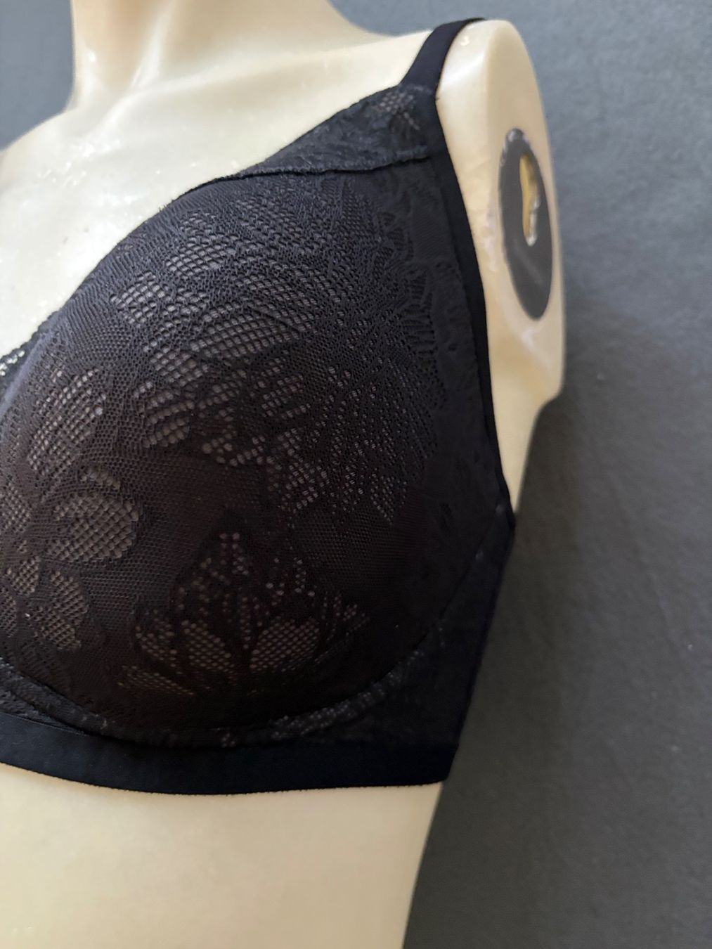 Triumph Altra biancheria intima: Triumpf Bügelloser BH gr 65 C-D – Usato da Niederbipp venduto da fashionfuchs 3