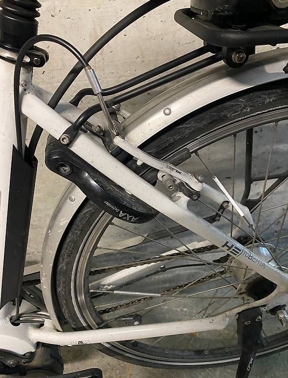 Biciclette: Velo electrique batterie et chargeur récent – Usato da Martigny venduto da fmo_vf5m 1