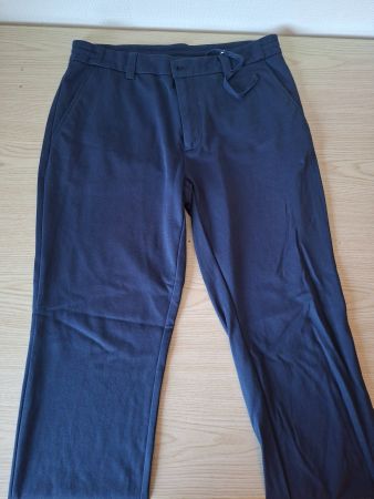 Herren Hose dunkelblau Grösse 46