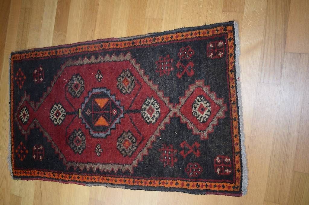 Tappeti: Vieux Tapis d'Orient – Usato da Brügg BE venduto da Aristotolius 3