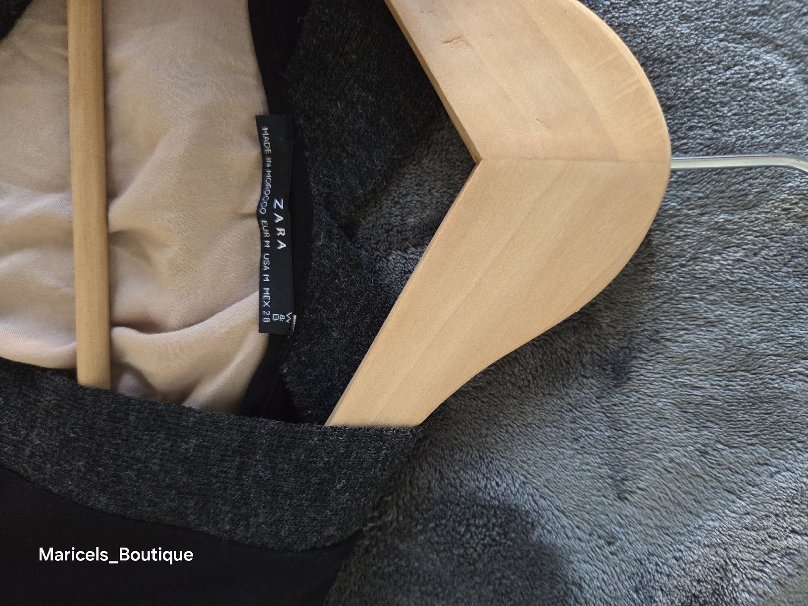 Zara Jacken: ZARA Bomber Jacket Black Size M – Gebraucht aus Winterthur von Maricels_Boutique 7