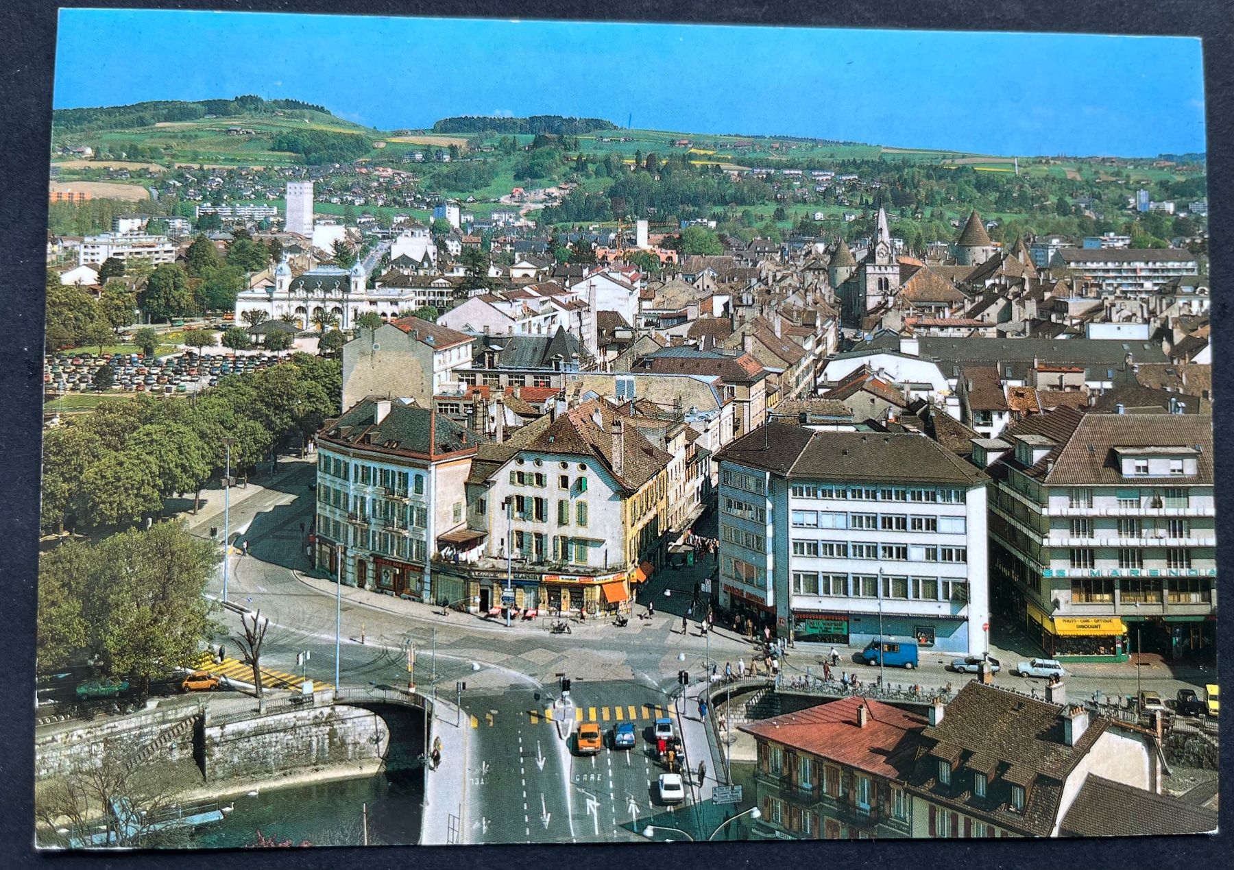 Cartoline postali: YVERDON, vue aerienne, ca. 1970 – Usato da Ostermundigen venduto da DaxKarten-75
