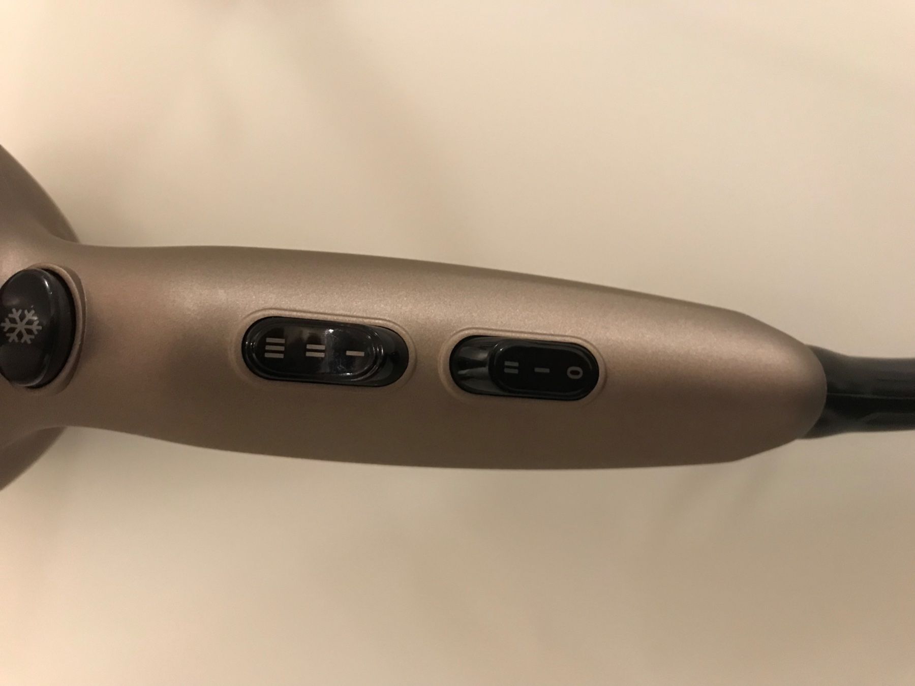 BaByliss Föhn: Babyliss Haarföhn – Neu (gemäss Beschreibung) aus Lenggenwil von Cschmidli 4
