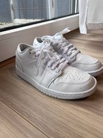 Air Jordan 1 Low White