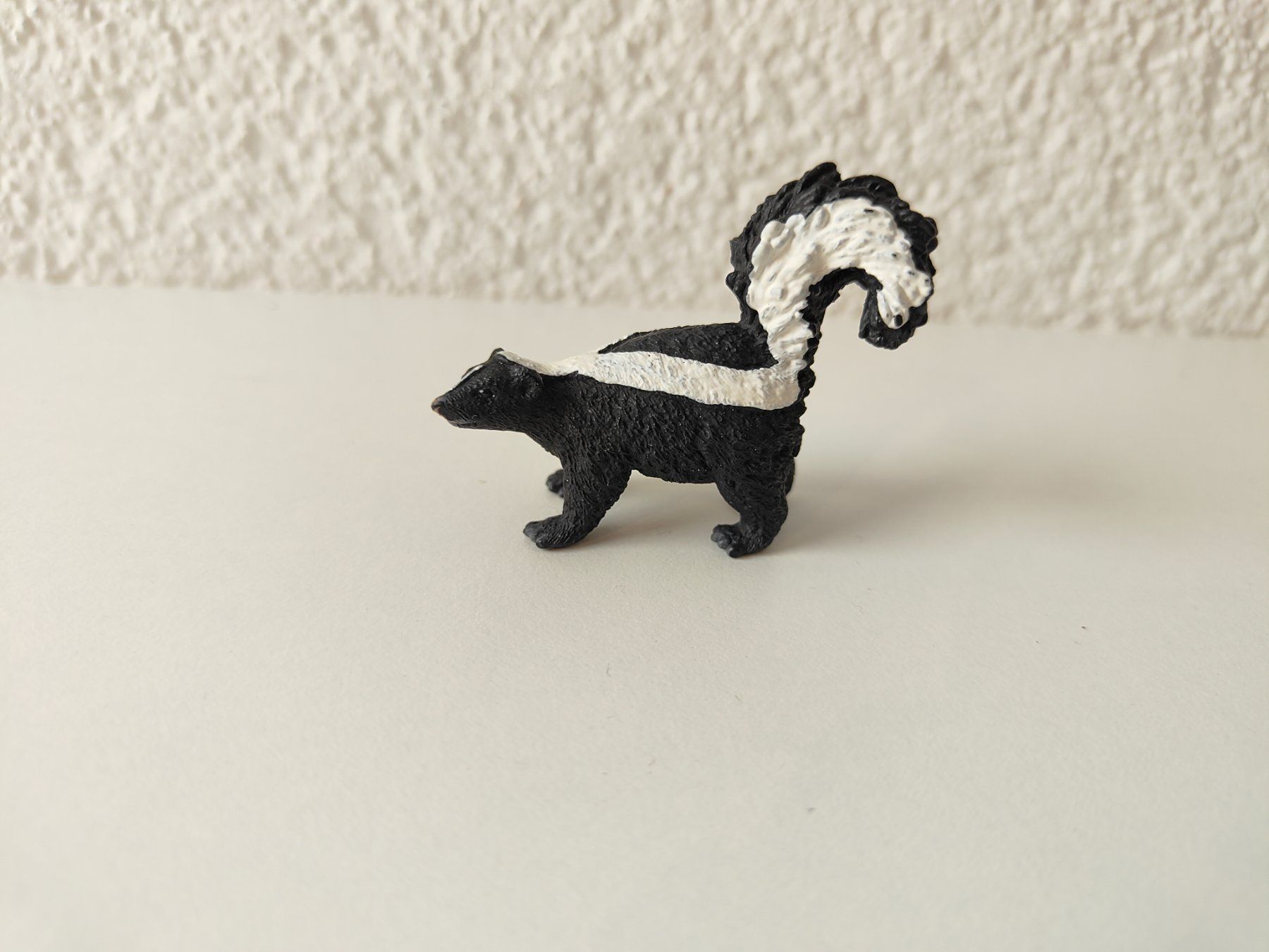 Schleich Figuren: Schleich Stinktier Waldtiere Sammlung – Gebraucht aus Thalwil von FigurenFreunde 1