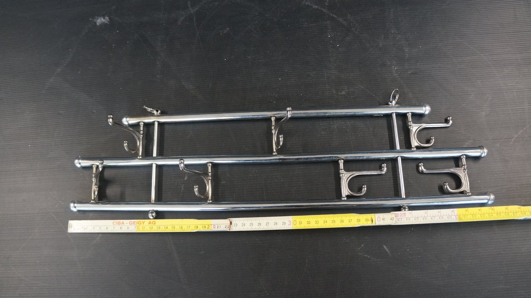 Guardaroba: Wandgarderobe mit 7 Haken – Usato da Basel venduto da bk_brockibasel 1