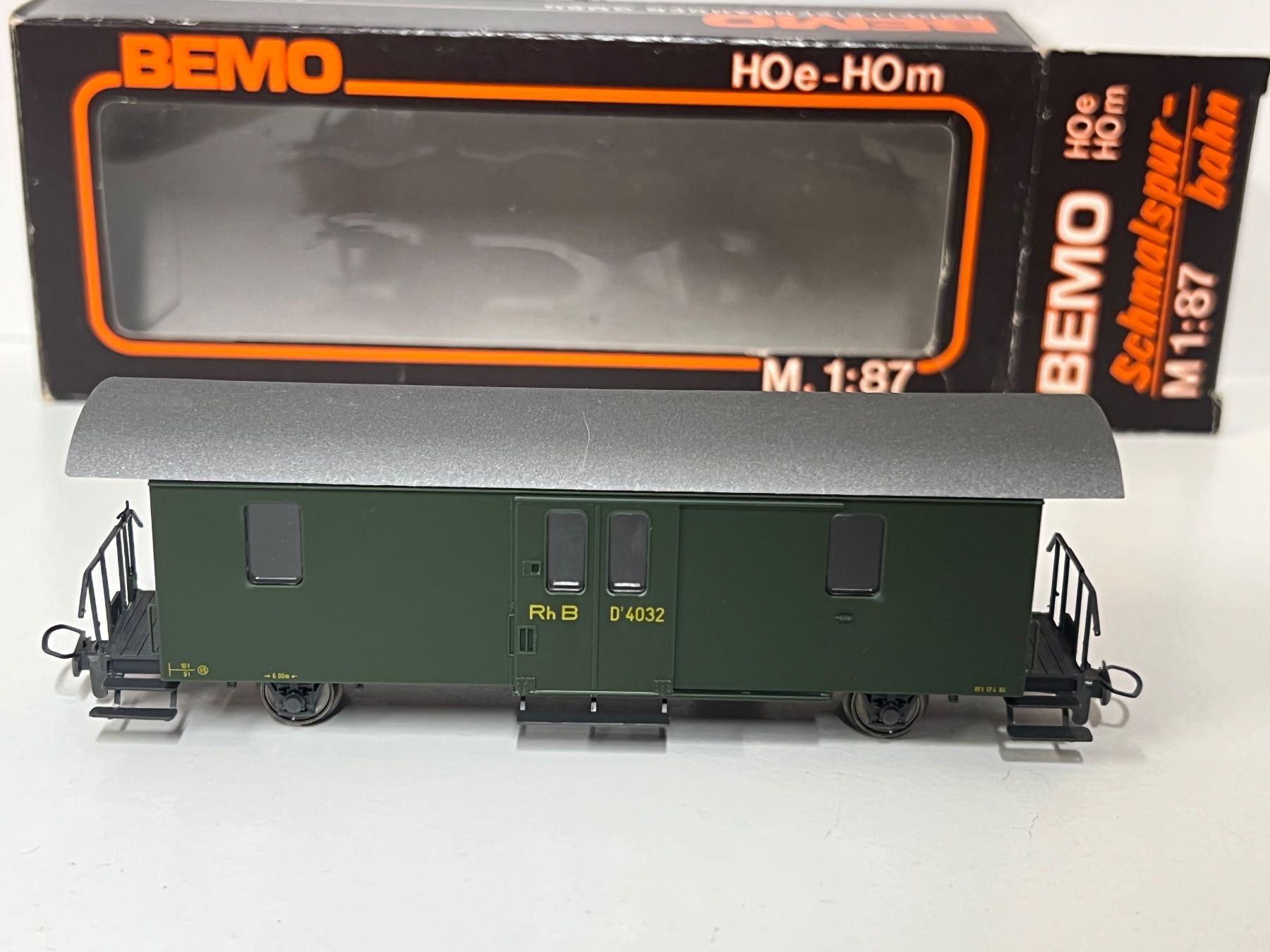 Bemo Modellini di ferrovie: Bemo 3264 Gepäckwagen RhB D2 4032 – Nuovo (secondo la descrizione) da Neuenhof venduto da ludovicco 2