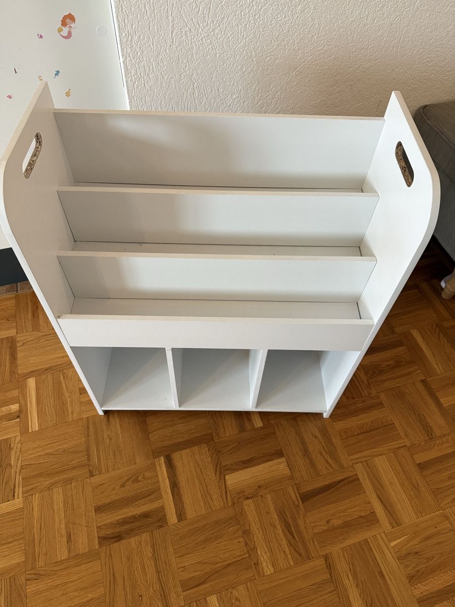Kommoden: Meuble bibliothèque chambre enfant  – Gebraucht aus Crassier von GGblue23515 2