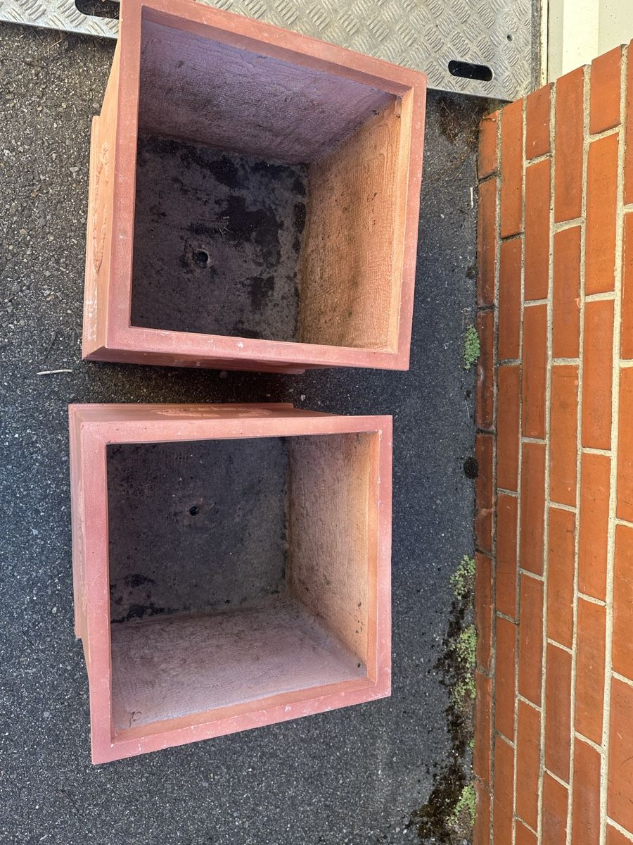 Blumentöpfe: 2 Blumentopf  – Gebraucht aus Uster von bek_v2ct 6