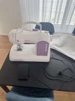 SINGER Curvy Nähmaschine mit Pedal und Hülle, voll funktions