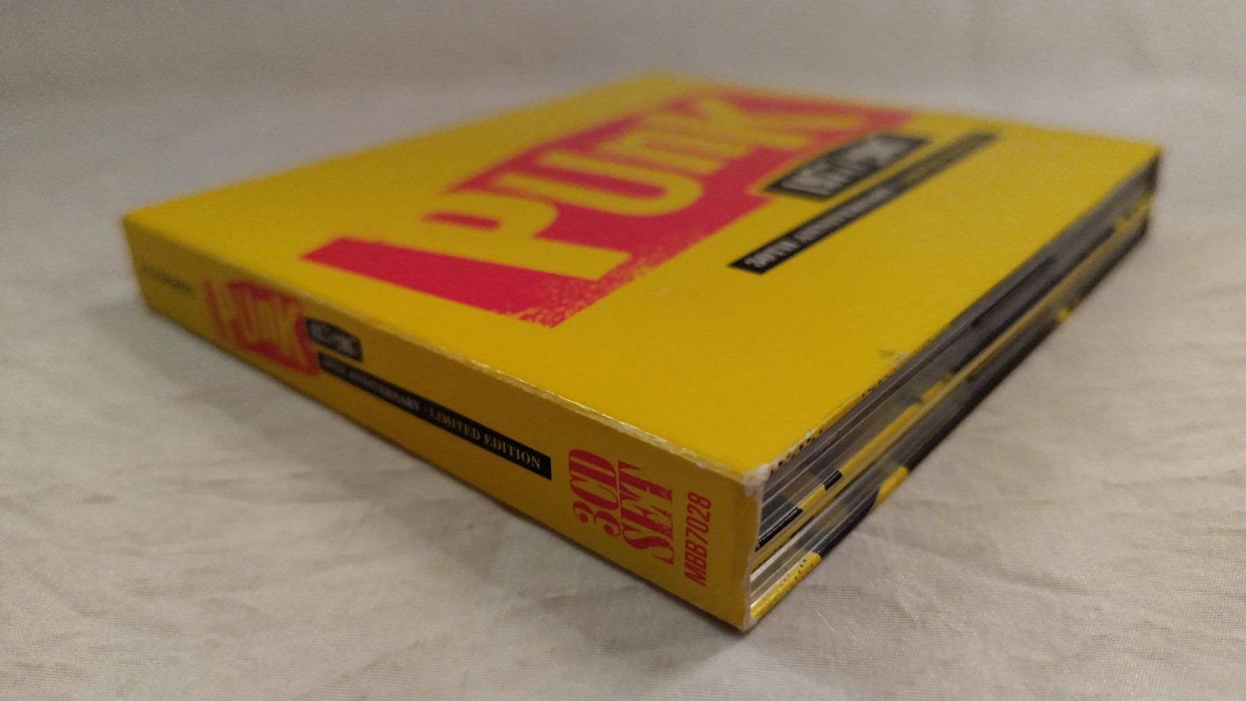 CD: Punk 1977/2007 - 30th Anniversary Limited Edition 3CD Set – Usato da Bellach venduto da JingleJerry 1