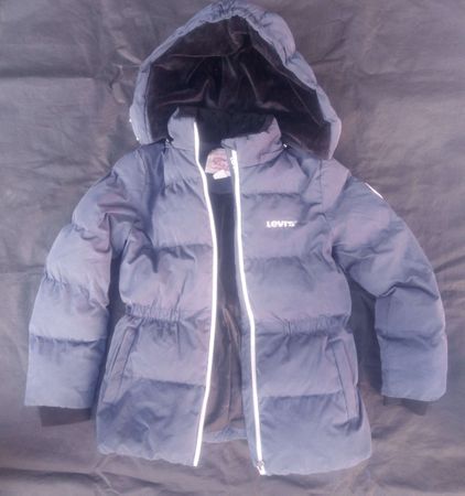 Levi's Winterjacke mit Kapuze
