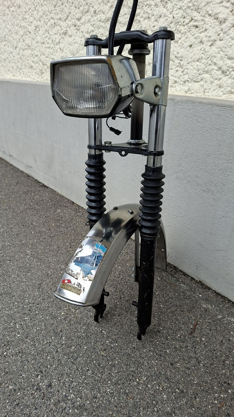 Sachs Ciclomotori: Mofa Federgabel mit Schutzblech – Usato da Heiligenschwendi venduto da pasaju 2