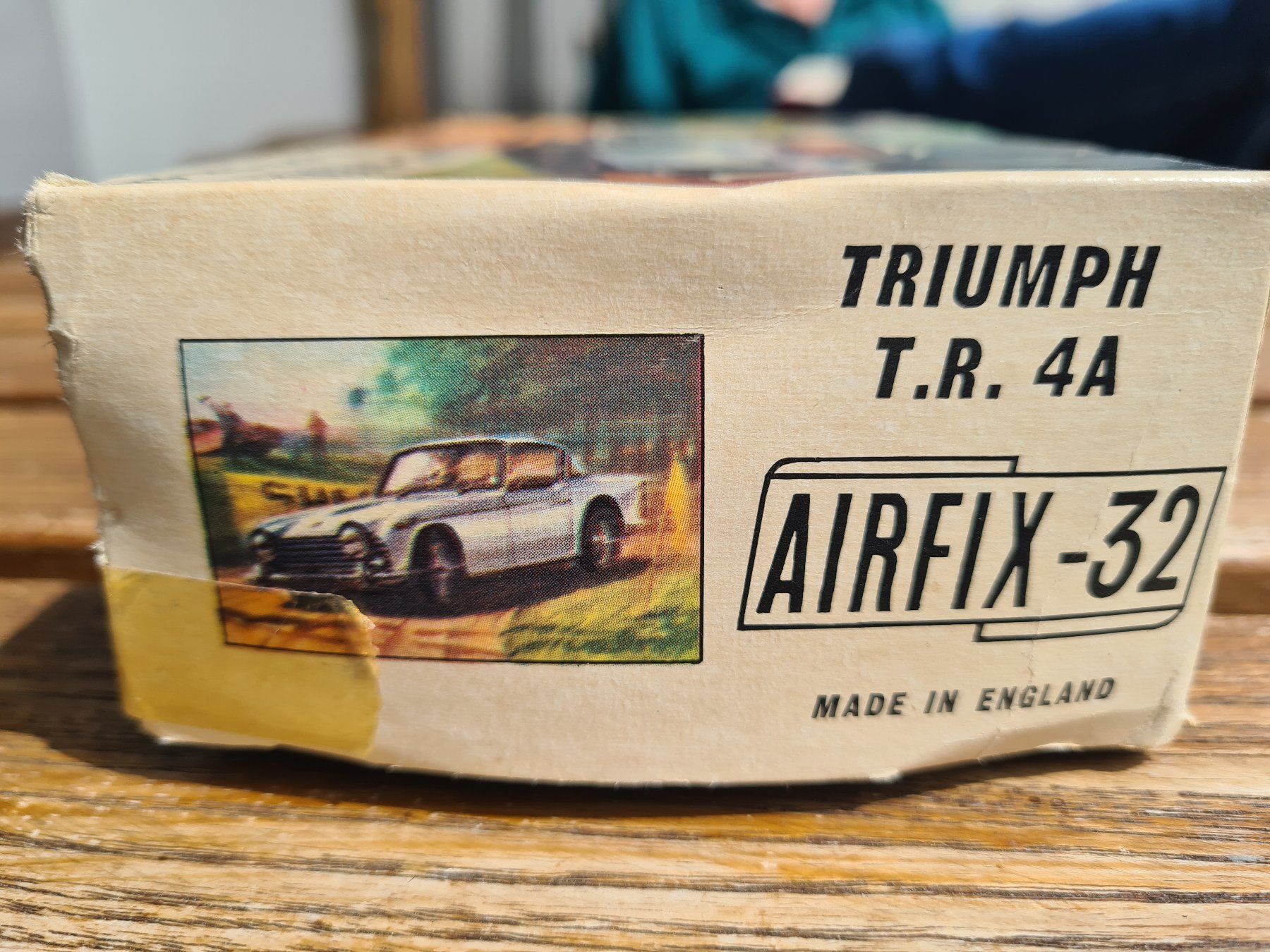 Triumph Modellini d'auto: AIRFIX 32 SCALE Triumph TR4A – Usato da Basel venduto da Solarbebop 5