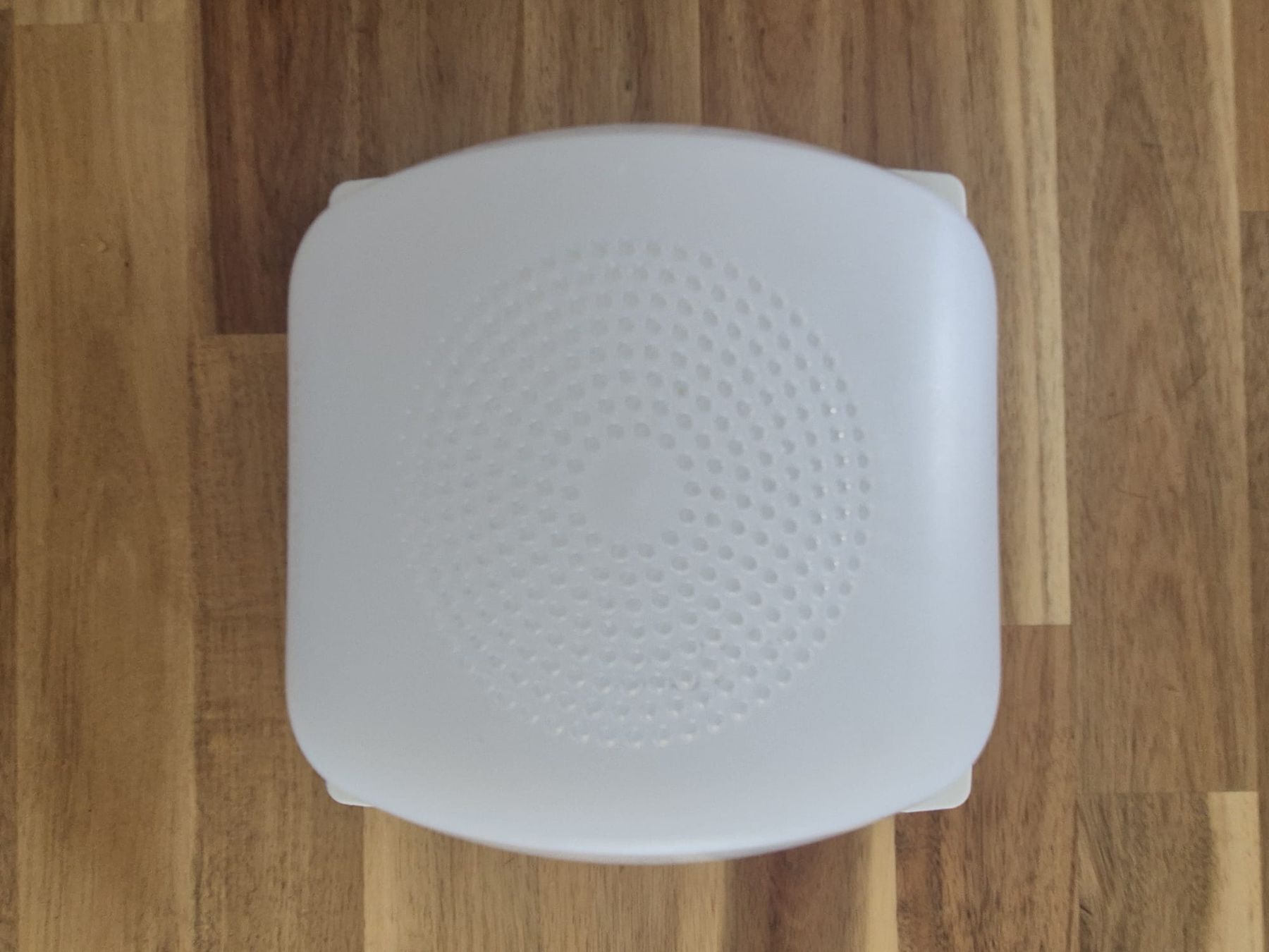 Tupperware Recipients et similaires: Boîte fromage Tupperware perforé 2 boîtes – Neuf (Voir description) à siviriez par Nessa1808 1