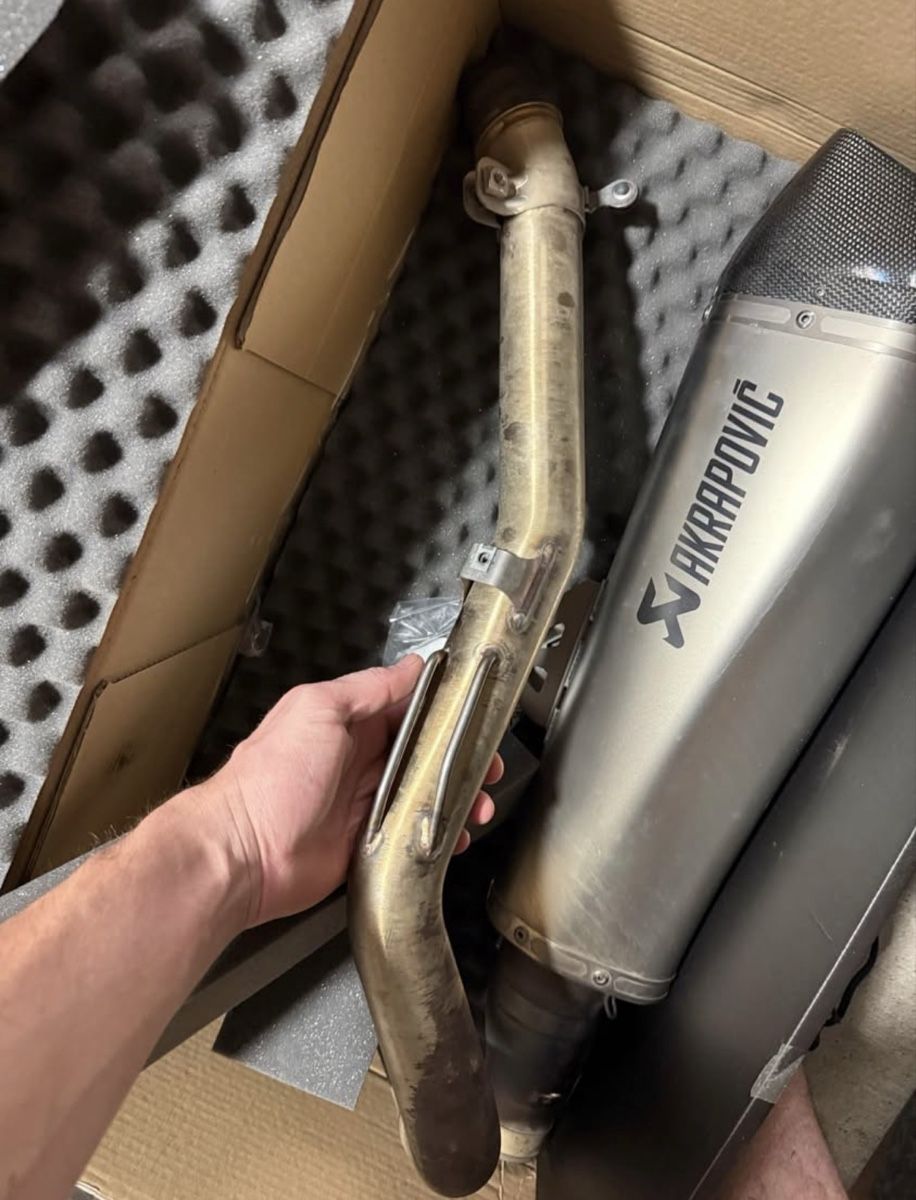 Sistemi di scarico: Akrapovic Komplett anlage  – Usato da Rupperswil venduto da and_st6n 2