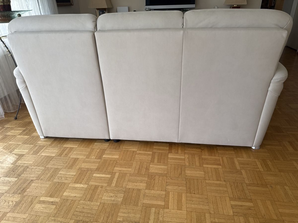 Sofas: Canapé d’angle beige, etat neuf – Neu (gemäss Beschreibung) aus Pully von tpe_b2wd 1