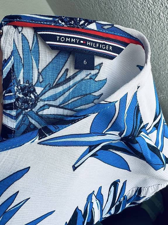 Camicette: Tommy Hilfiger Bluse weiss/blau, Grösse 36 – Usato da Biel/Bienne venduto da l.v.ds 2