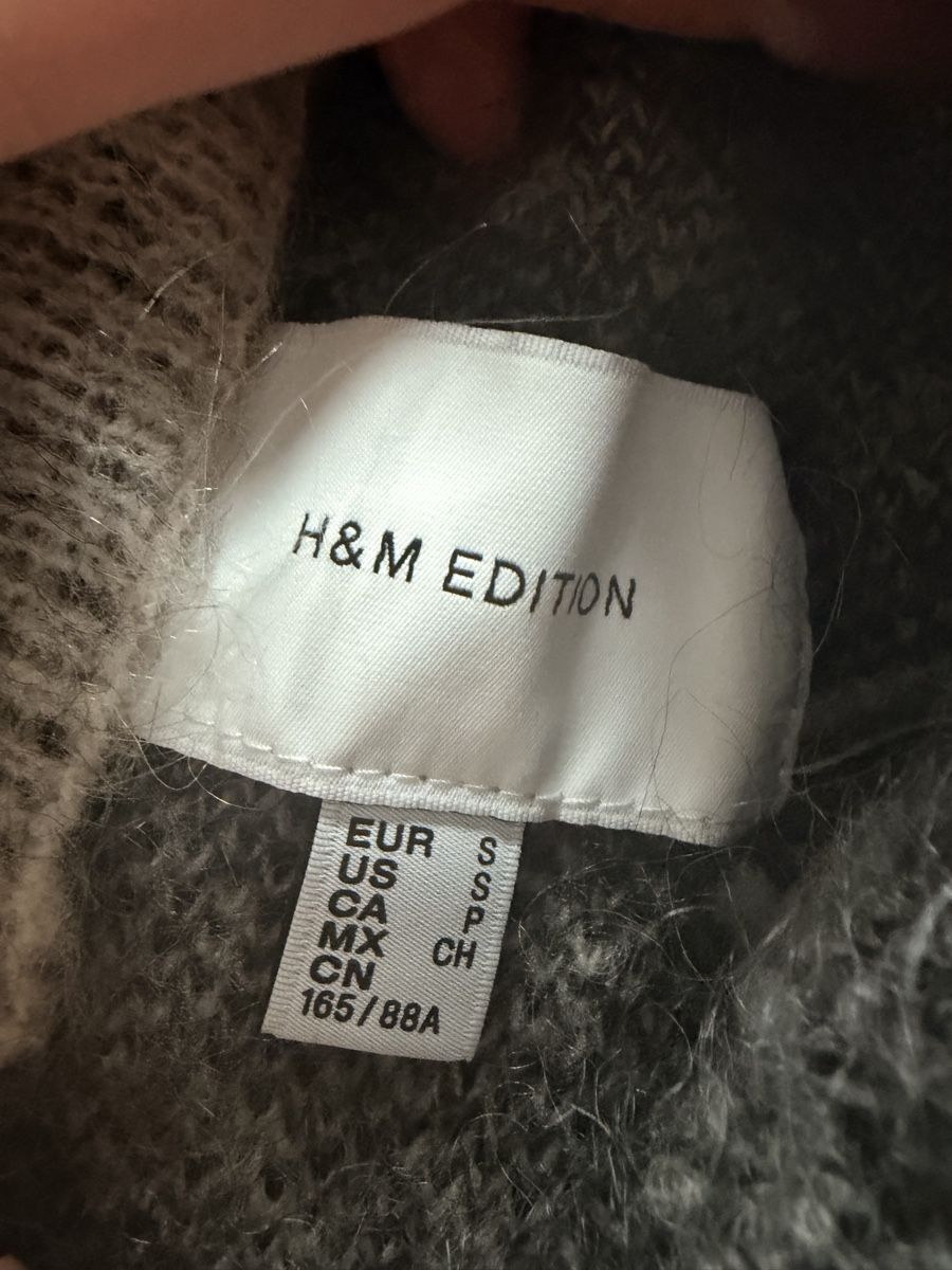 H&M Pulls & Sweat-shirts: H&M Edition Strickpullover, Gr. S – D'occasion à Zürich par 28881084 2