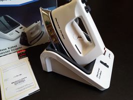 Jura Electronic Cordless Dampfbügeleisen - Bügeleisen