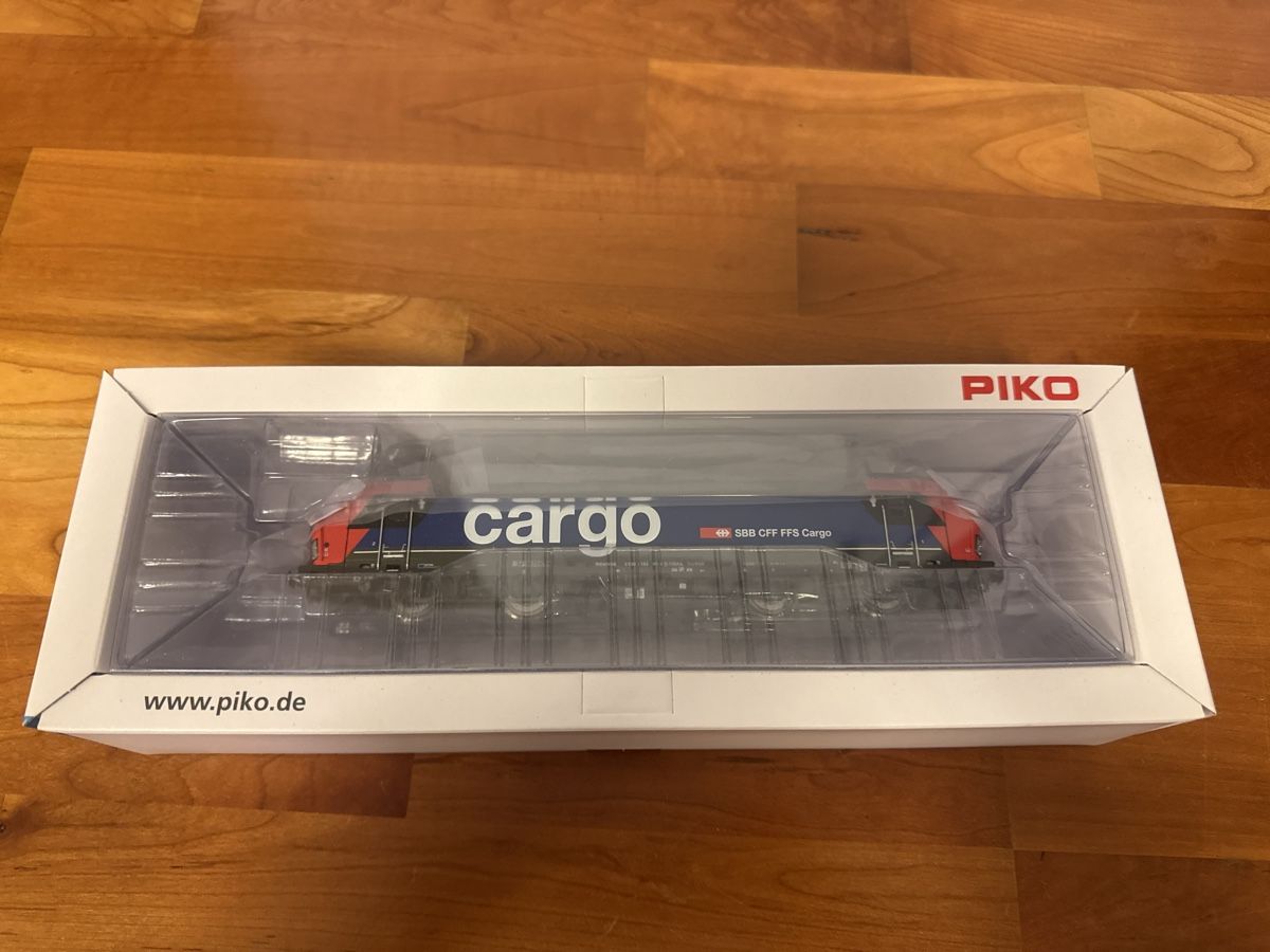 Piko Modellini di ferrovie: SBB Cargo Vectron Br 193 051Piko – Nuovo (secondo la descrizione) da Zürich venduto da Oehrli2005 5