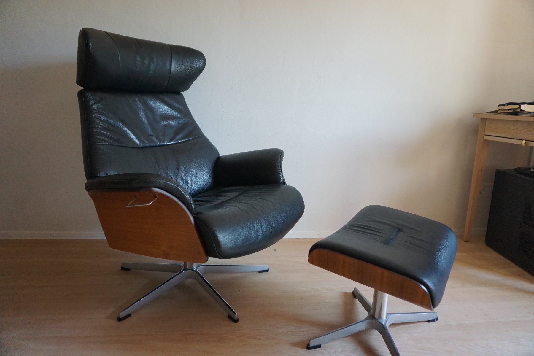 Fauteuils: Bequemer Sessel mit Fussteil – D'occasion à Oberhof par himmelmeer