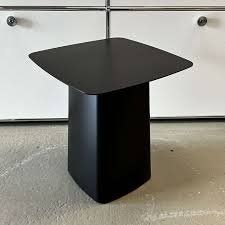 Vitra Tische: Vitra Metal Side Table R&E Bourroullec 2004 – Gebraucht aus Meilen von Matthiasmueller 2
