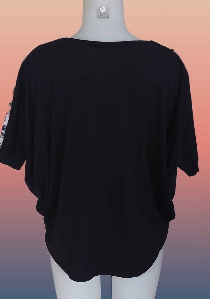T-shirt: Edles Shirt mit modischem Print, Gr. M – Usato da Aarburg venduto da Hystoria 2