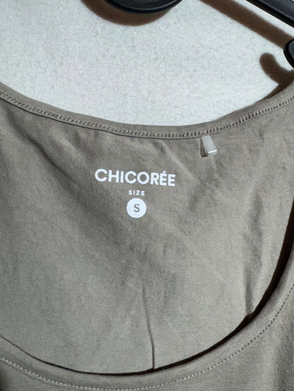 Top: Trägertop, Basic von Chicoree Gr. S – Usato da Grosswangen venduto da SALE_SALE_SALE 1