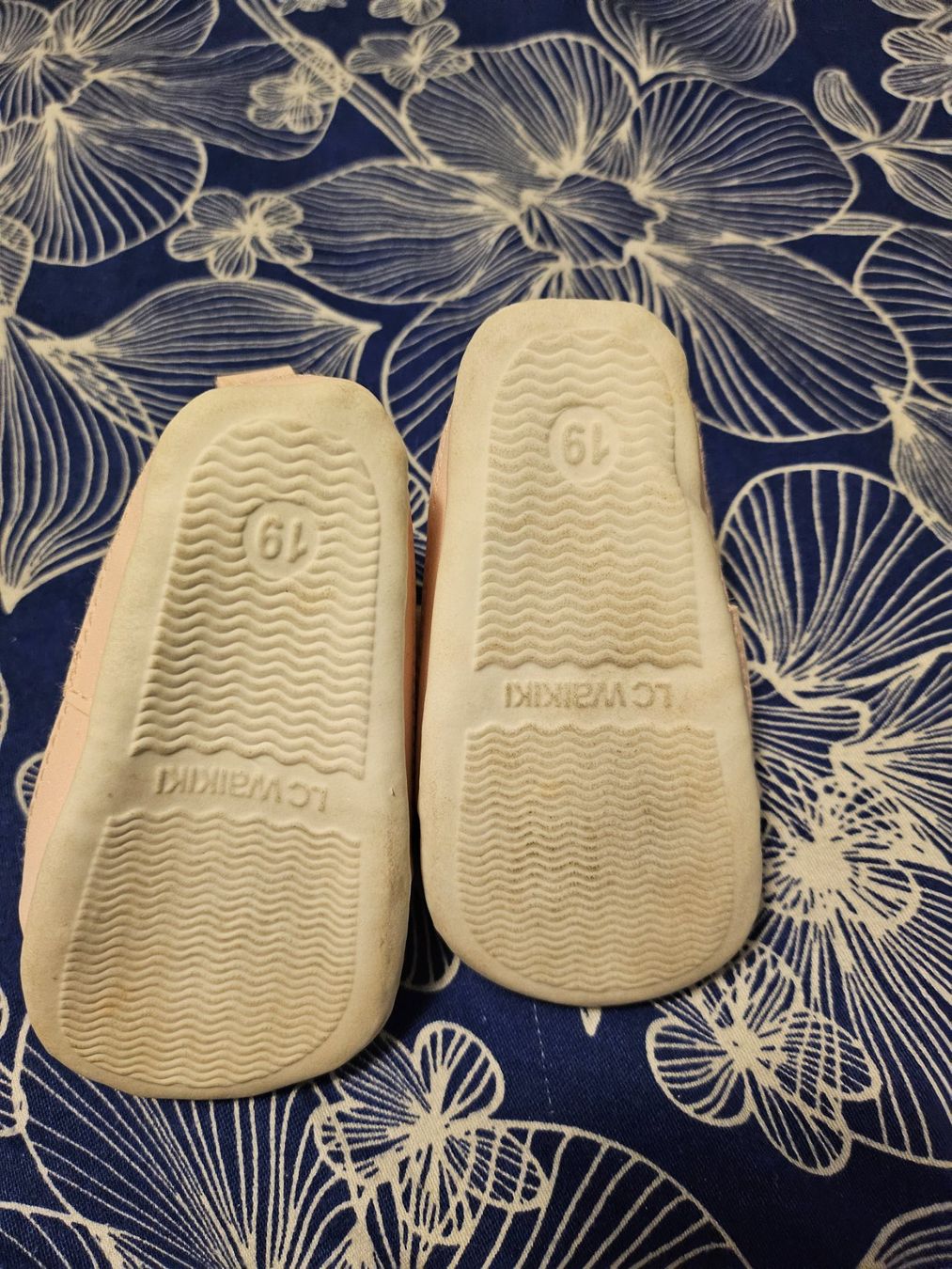 Scarpe per ragazzi: Baby Schuhe gr 19 – Usato da Dietikon venduto da Eleda 2