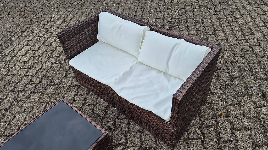 Set di tavolo e panche: Meubles de jardin - chaises, fauteuils-canapé et table – Usato da Cormoret venduto da philippeunefois 2