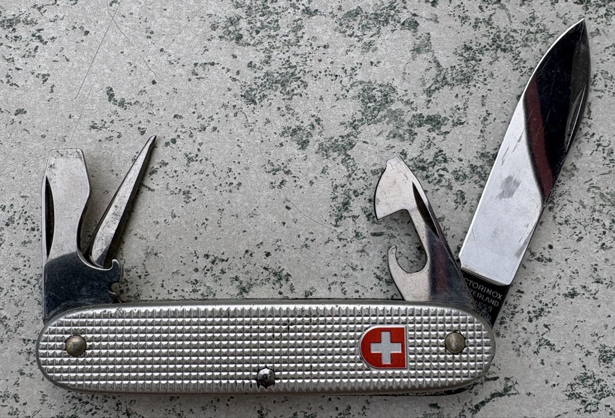 Victorinox Coltelli tascabile: Taschenmesser Victorinox 96 – Usato da Bern venduto da Smintheus 2