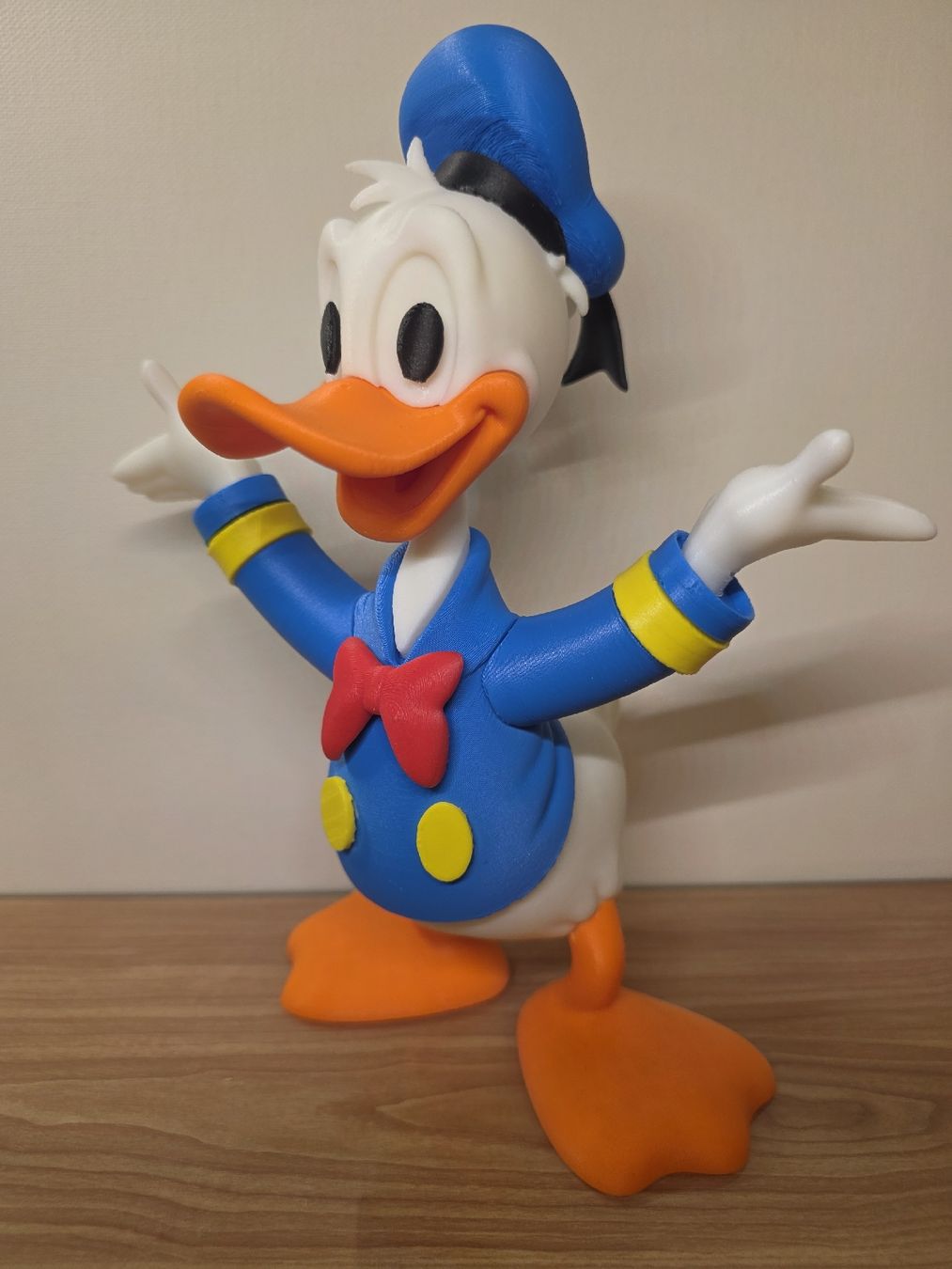Disney Carte collezionabili: Paperino Disney stampato in 3D multicolore – Nuovo (secondo la descrizione) da Figino venduto da dif_2gsf