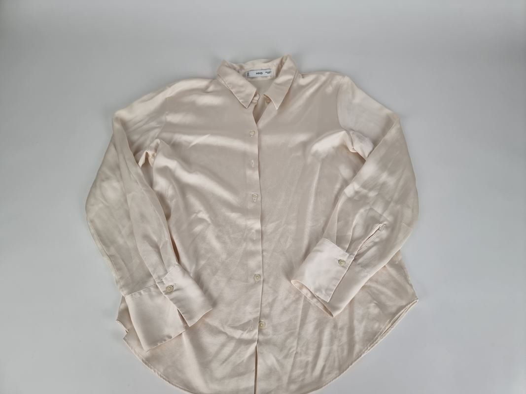 Mango Chemisiers: Mango Bluse cremeweiss, Grösse M – D'occasion à Urtenen-Schönbühl par Restwert_Schoenbuehl