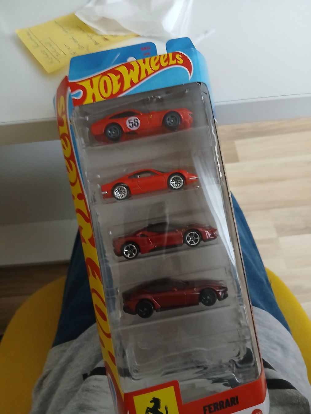 Hot Wheels Jouets: 4 ferarri  – Neuf (Voir description) à Balsthal par Marica75