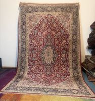 Wunderschöner originaler Kerman-Teppich mit Signatur