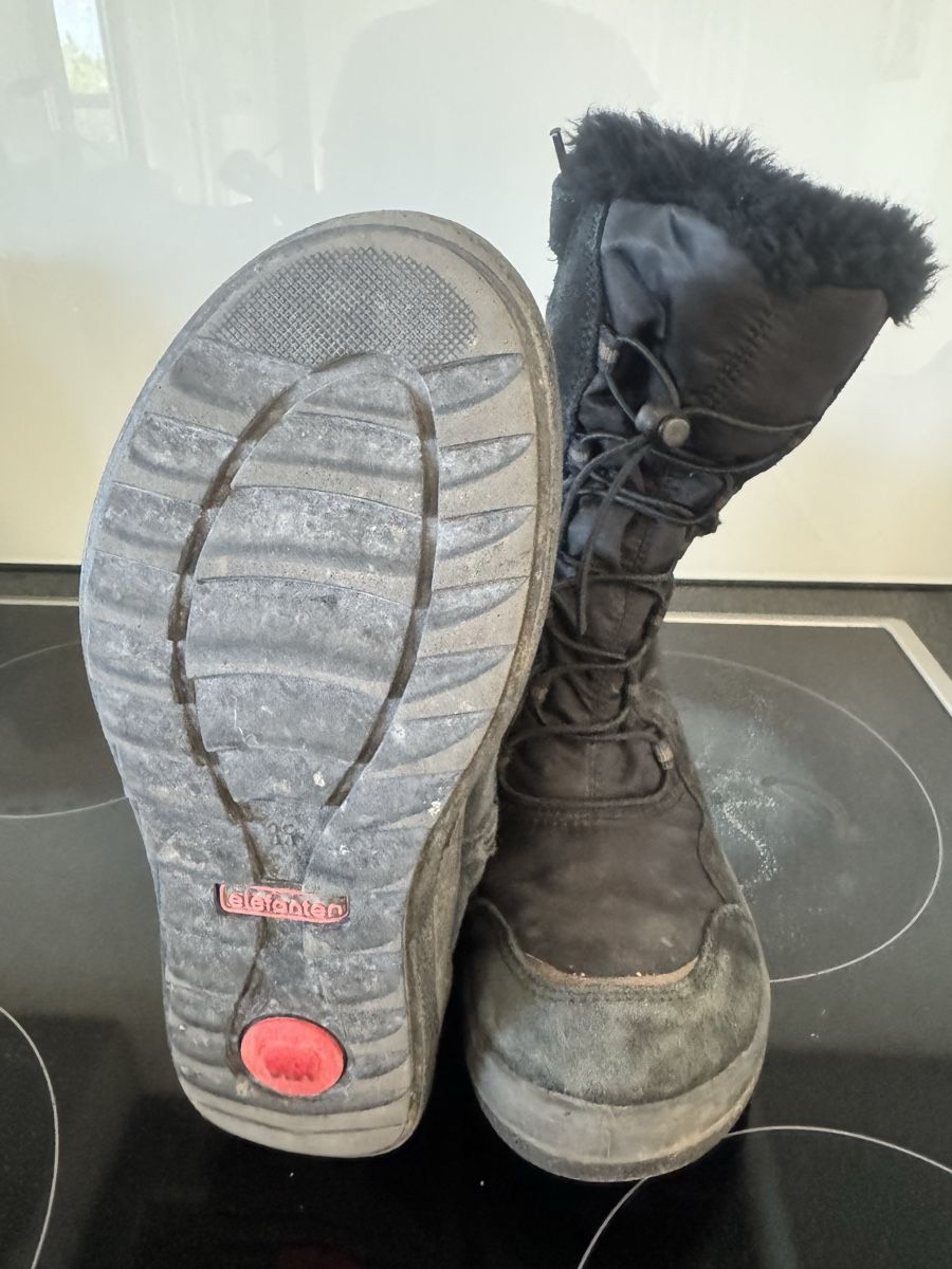 Scarpe per ragazze: 2x Winterstiefel 35 – Usato da Schlieren venduto da Fam.Baumi 2