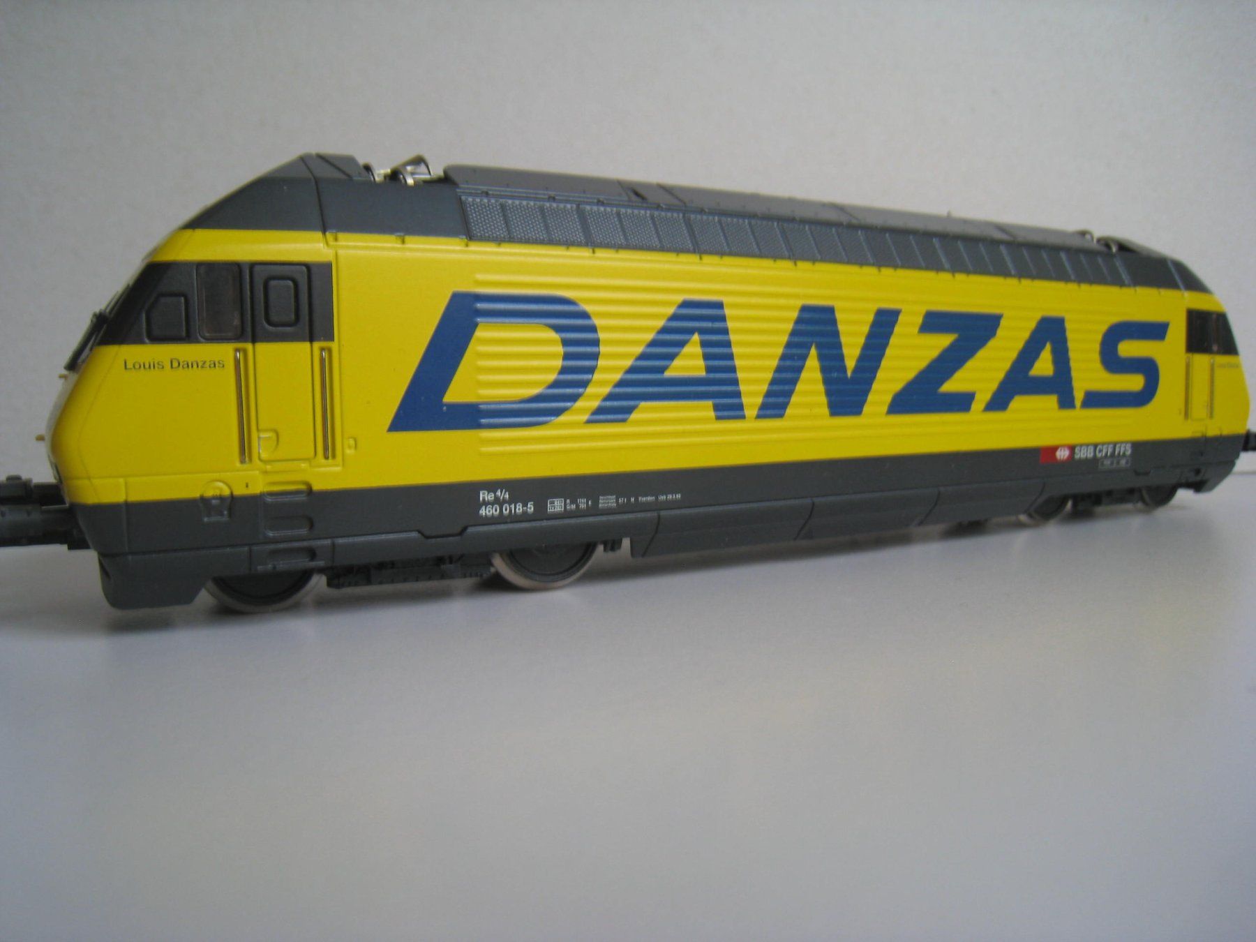 Hag Modellini di ferrovie: Hag SBB Re 460 Danzas, Analog,  281 – Usato da Buchs ZH venduto da swiss-train 4