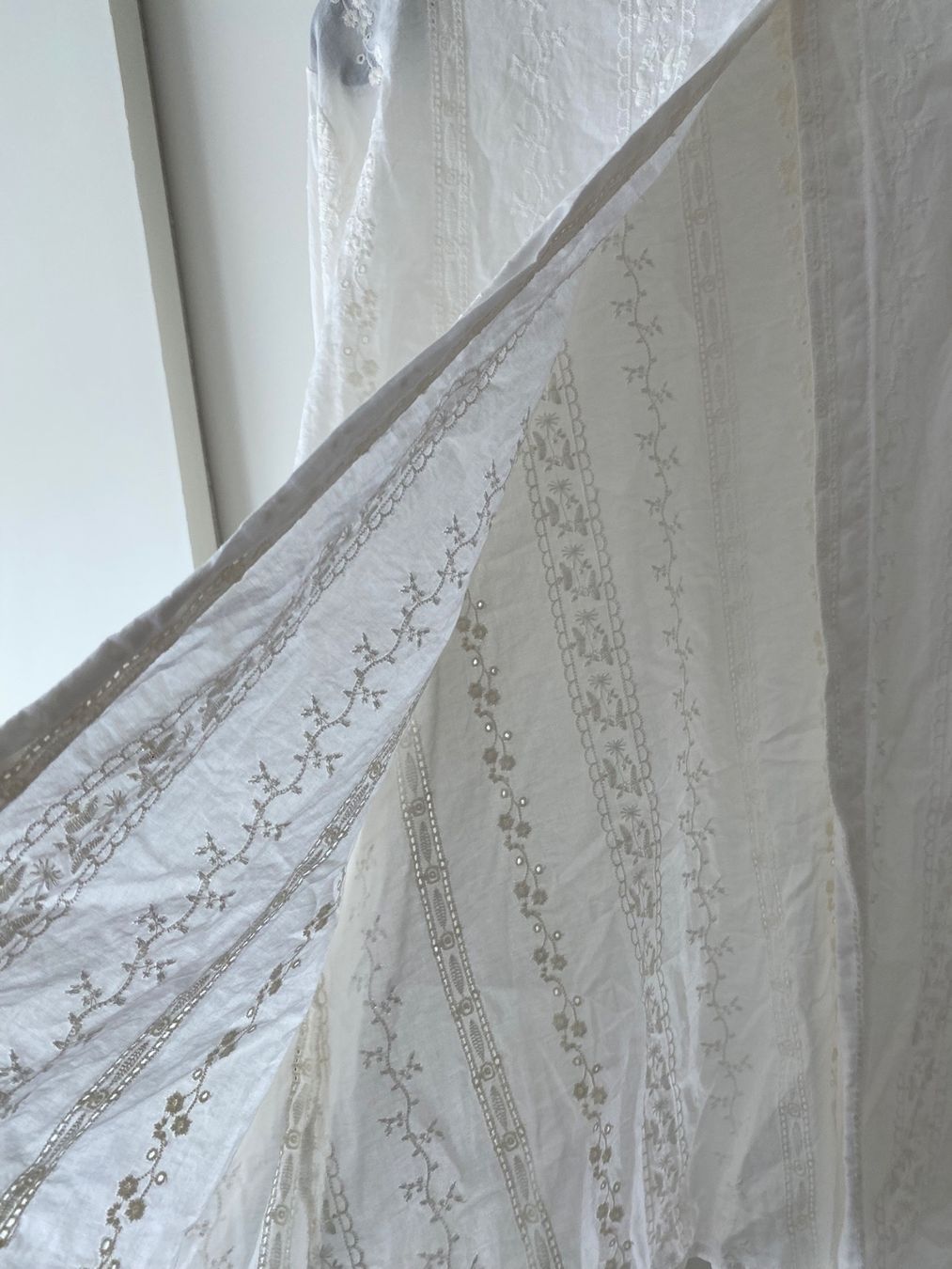 Camicette: Black Coral Bluse weiss – Usato da Winterthur venduto da leimaj 4