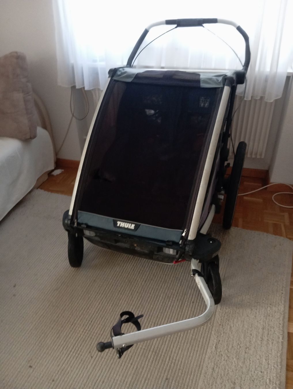 Thule Anhänger: Thule Chariot Cross 2 Kinderanhänger Veloanhänger – Gebraucht aus Belp von Guadalupe84