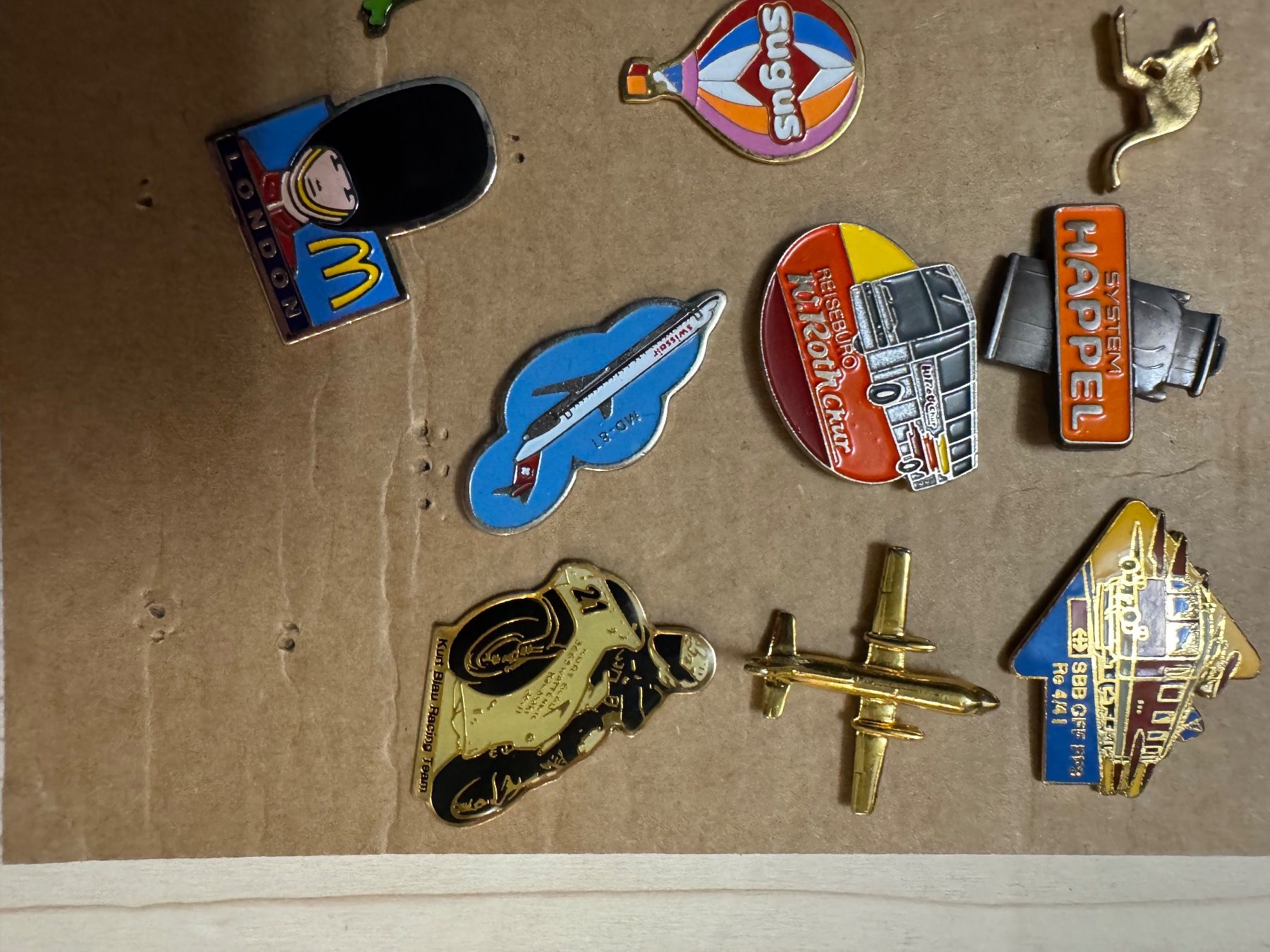 Placchette & Badge: Pinsammlung - Allerlei/Mix - ab 1 Chf. – Usato da Ittigen venduto da bim_k7bn 2