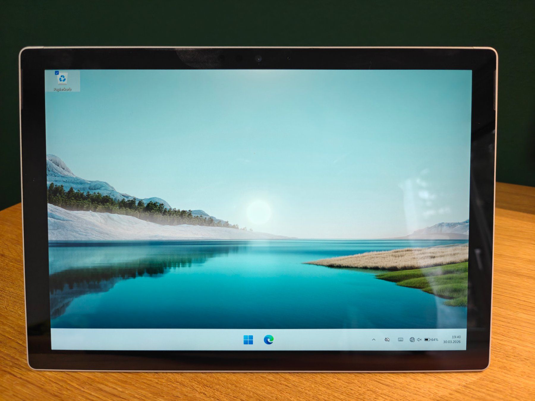 Microsoft Tablet PC: Surface Pro 5 / i5-7300U / 8GB / 256GB – Usato da Schaffhausen venduto da edelbrock