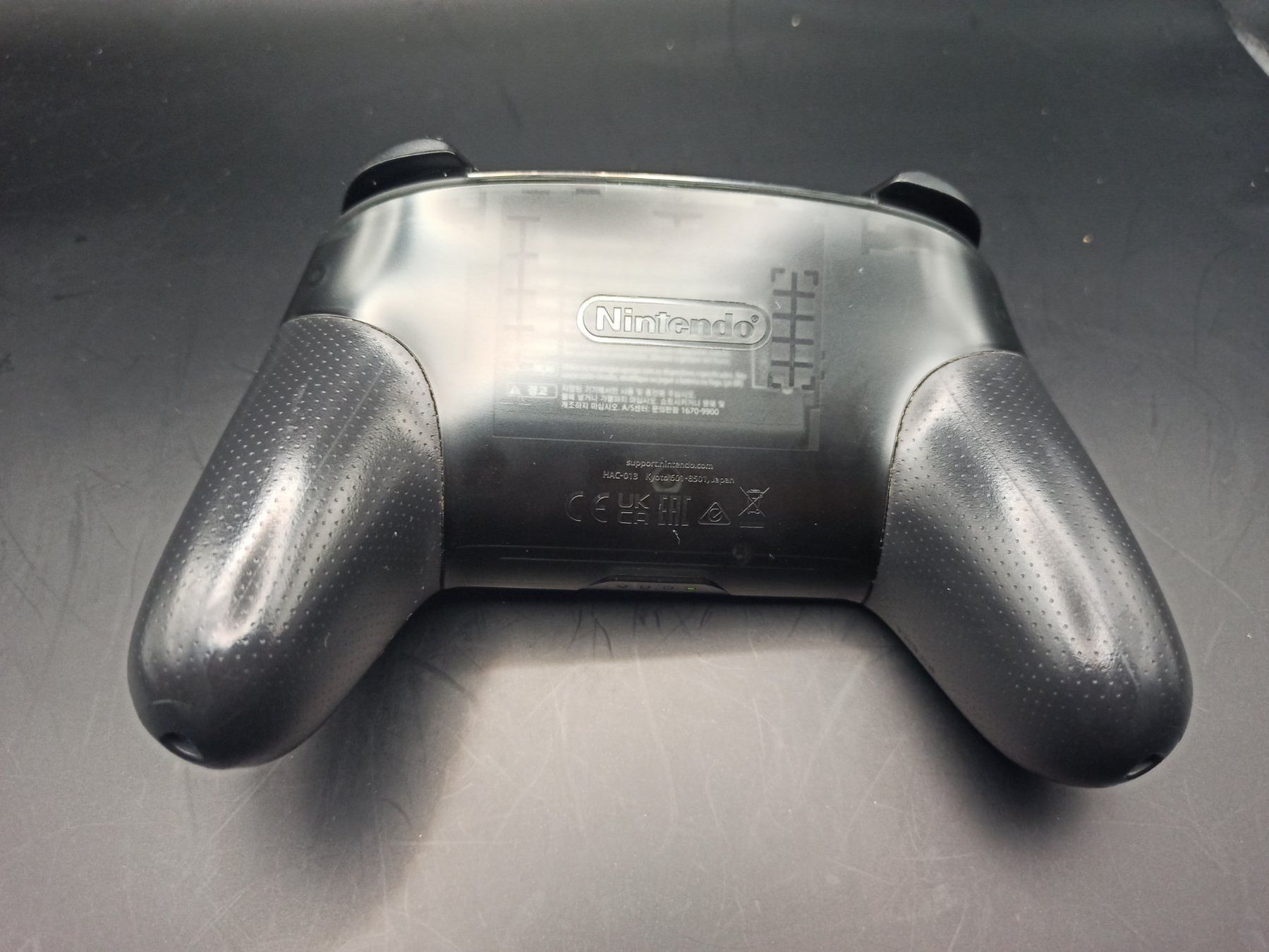 Controller: Original Nintendo Switch Pro Controller NSW – Gebraucht aus Oberweningen von mar_87mx 4