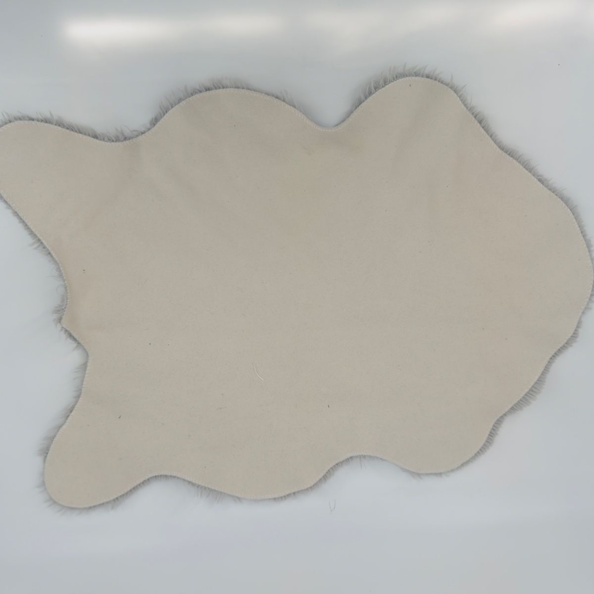 Tutte le decorazioni: # DEKO - 2 Stk. Kunstfelle # – Usato da Bolligen venduto da secondhand-with-love 5