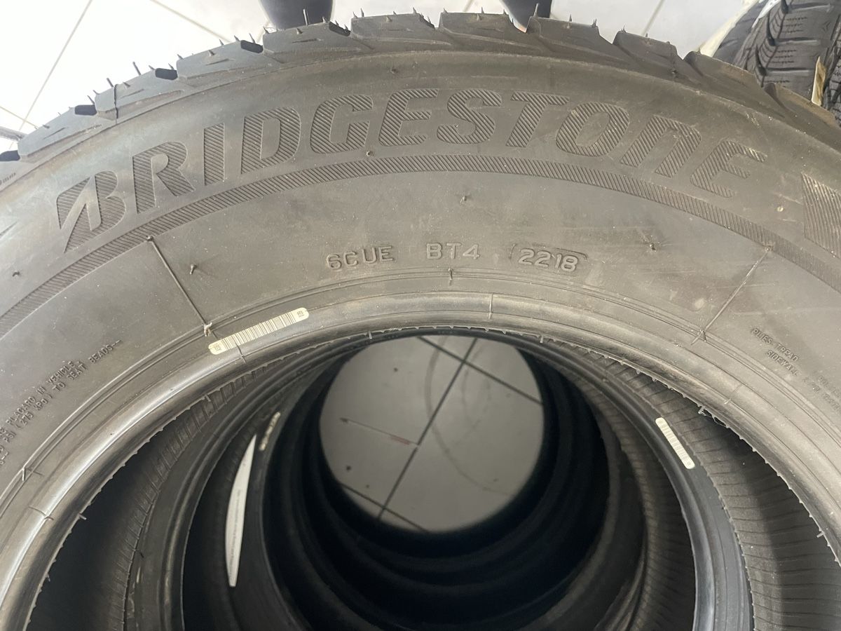 Bridgestone Pneumatici & Ruote complete: Bridgestone 215/65R 16T – Nuovo (secondo la descrizione) da Tecknau venduto da Garage_St.Buser
